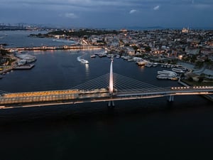 bodo-faruk-tokluoglu-OLl2cTEywHw-unsplash